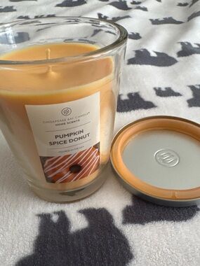 Chesapeake Bay Pumpkin Spice Donut Candle - Cream & Orange